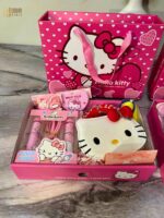 Hello Kitty Fun Fashion Gift Box - Image 2