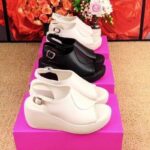 Sandal